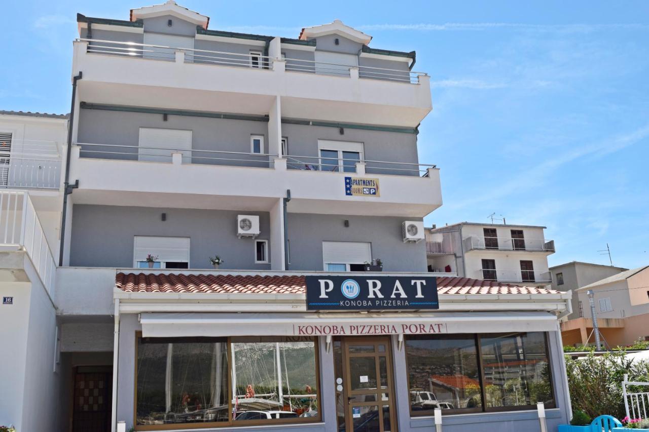 Rooms And Apartments Porat Стобрек Экстерьер фото